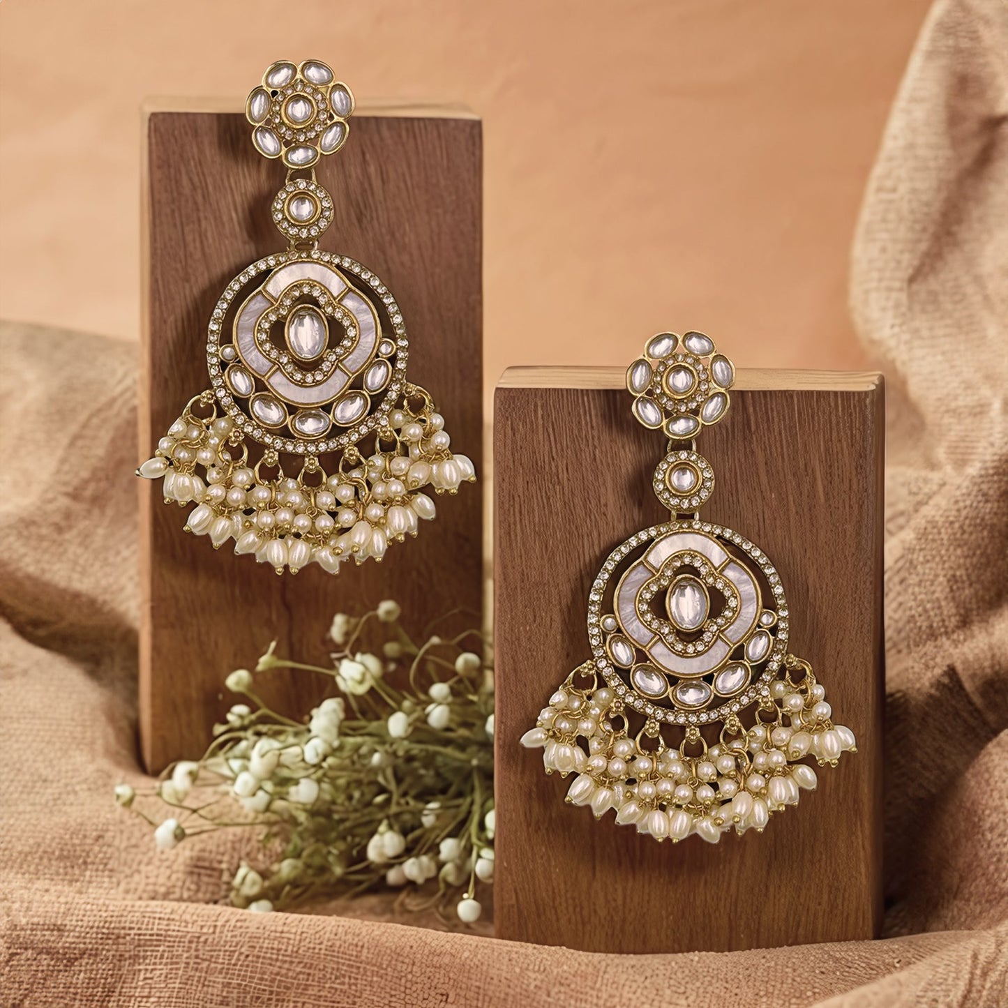 Flower Mother of Pearl Gold Earrings