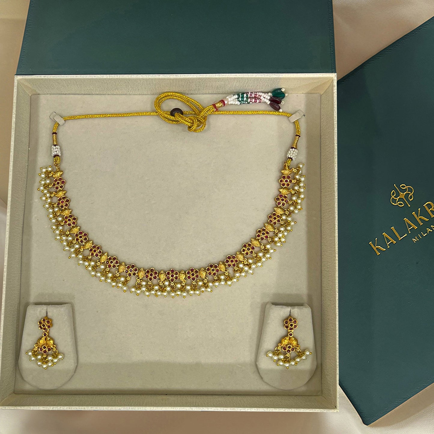 Mogra Antique Necklace Set