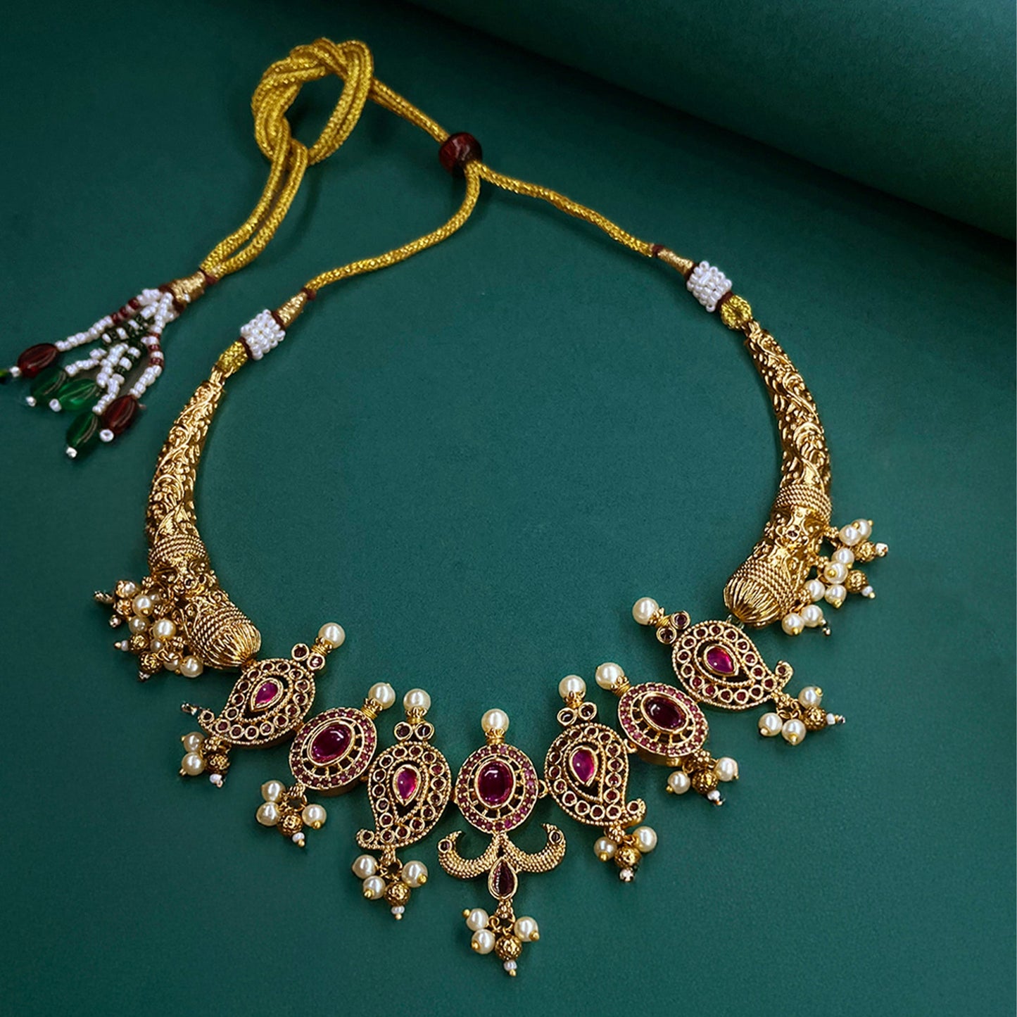 Vasundhara Antique Gold Necklace Set