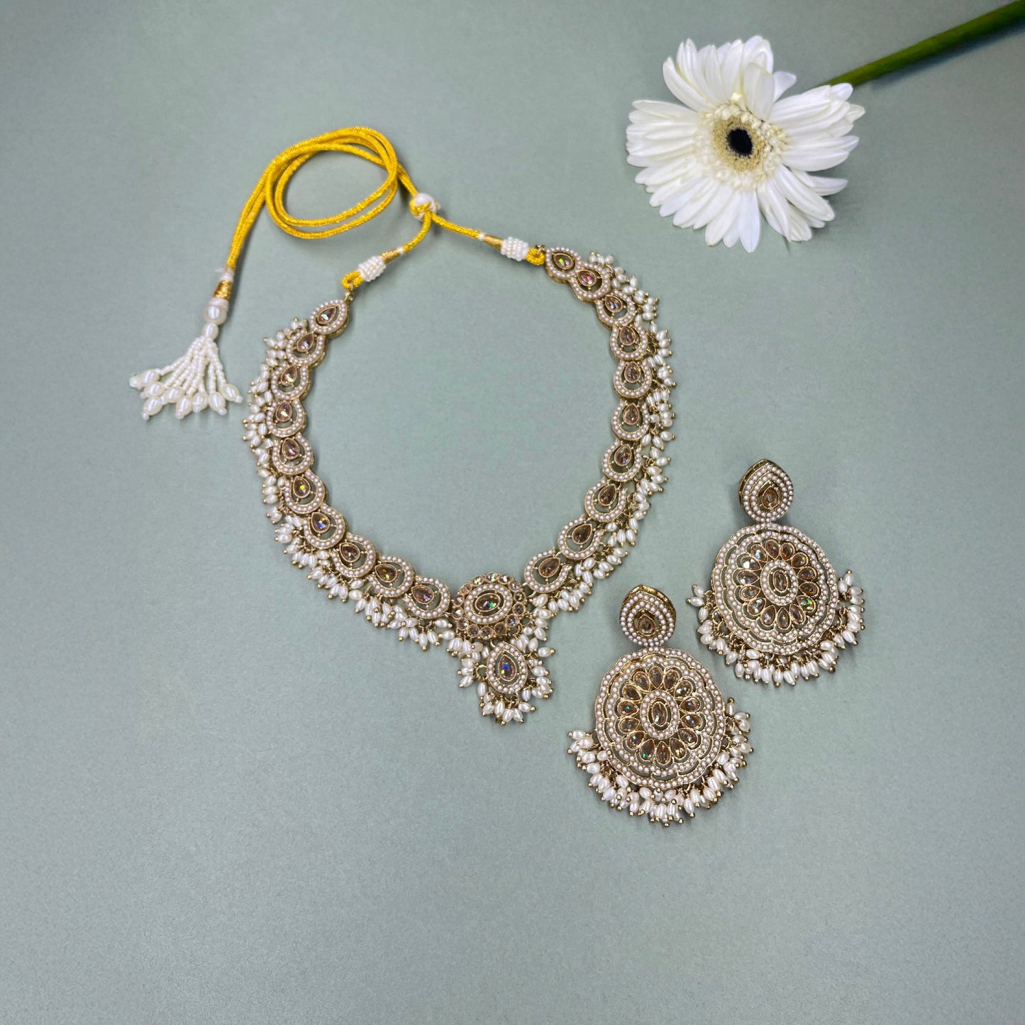 Gold Noor-e Beaded Necklace