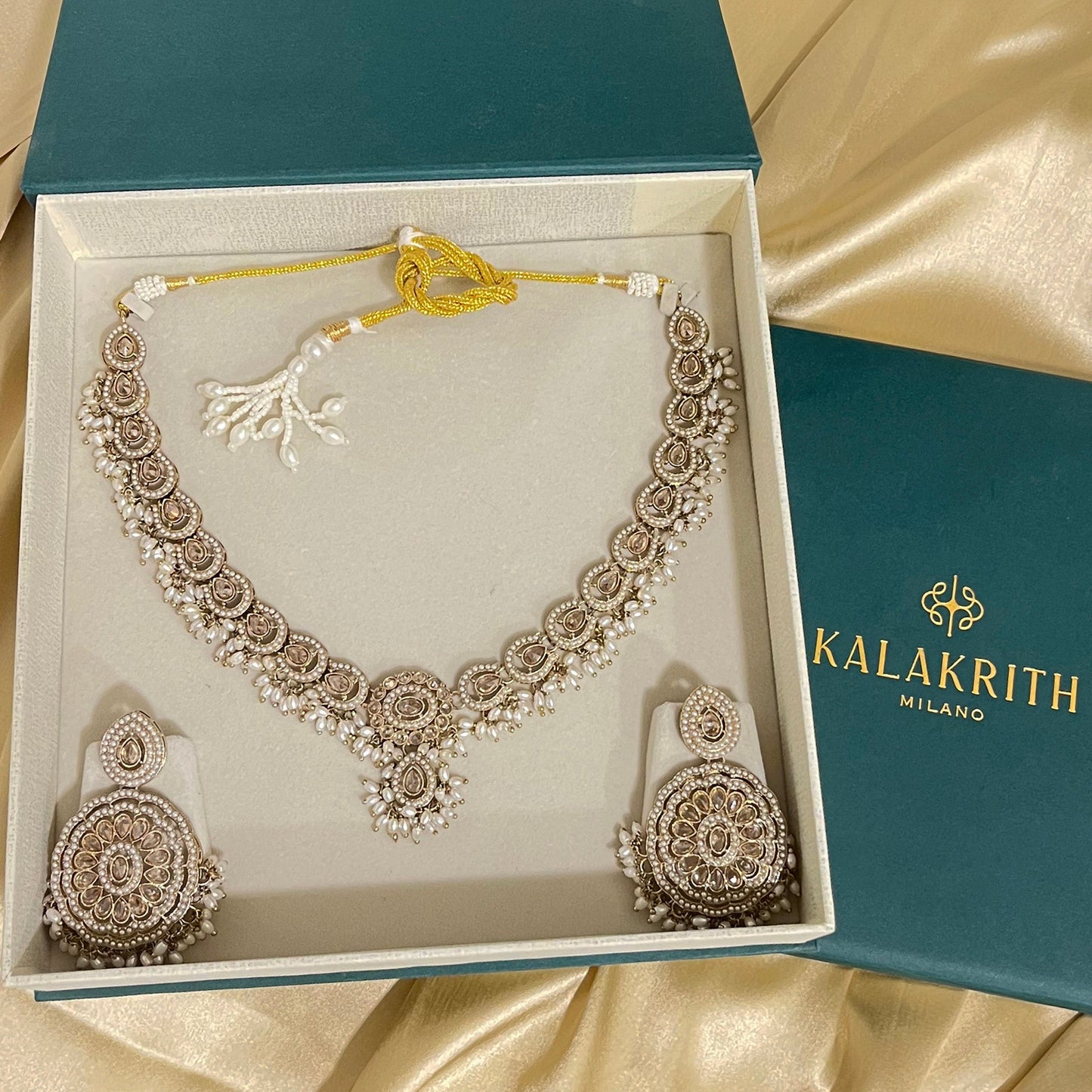 Gold Noor-e Beaded Necklace