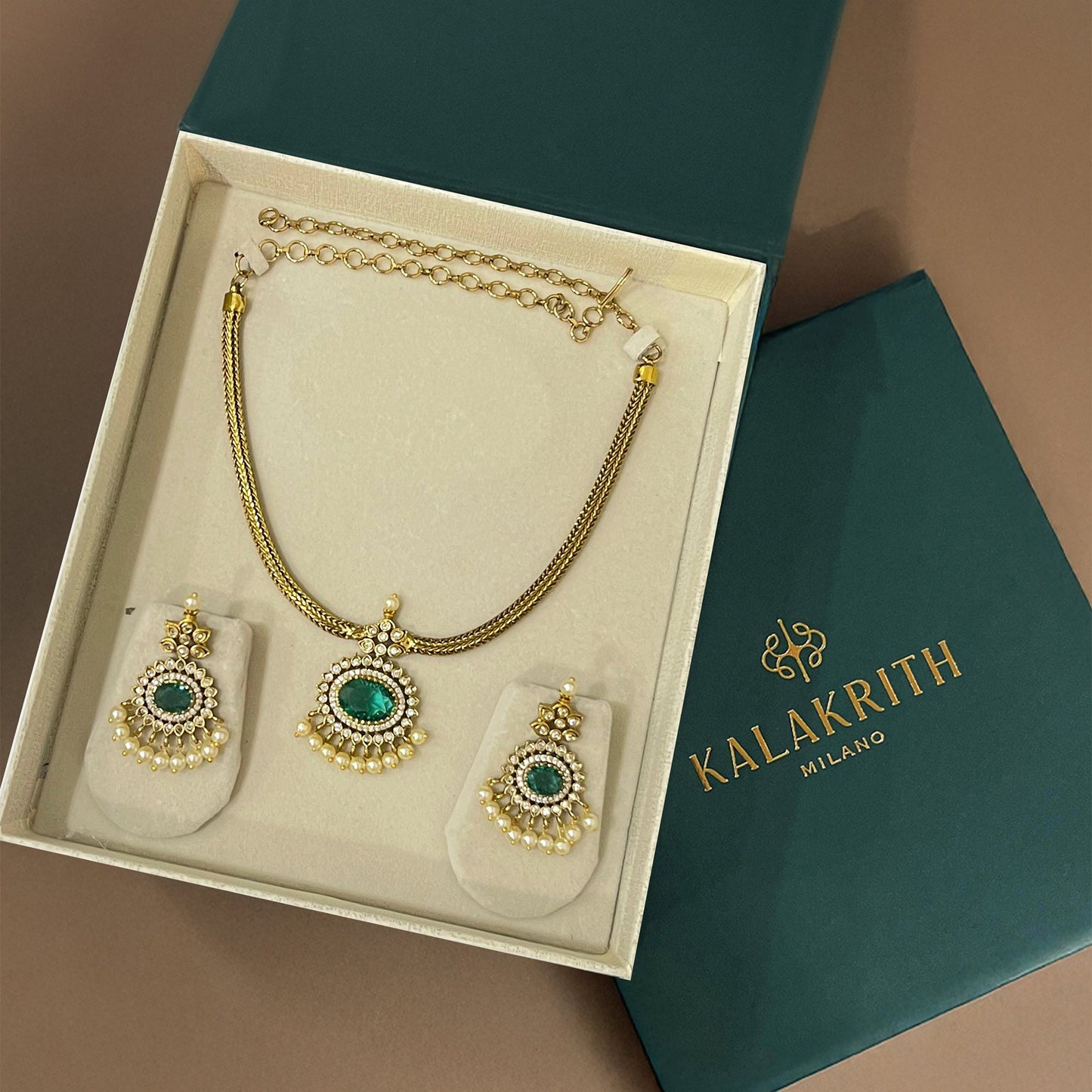 Gold Clara Pendant Set