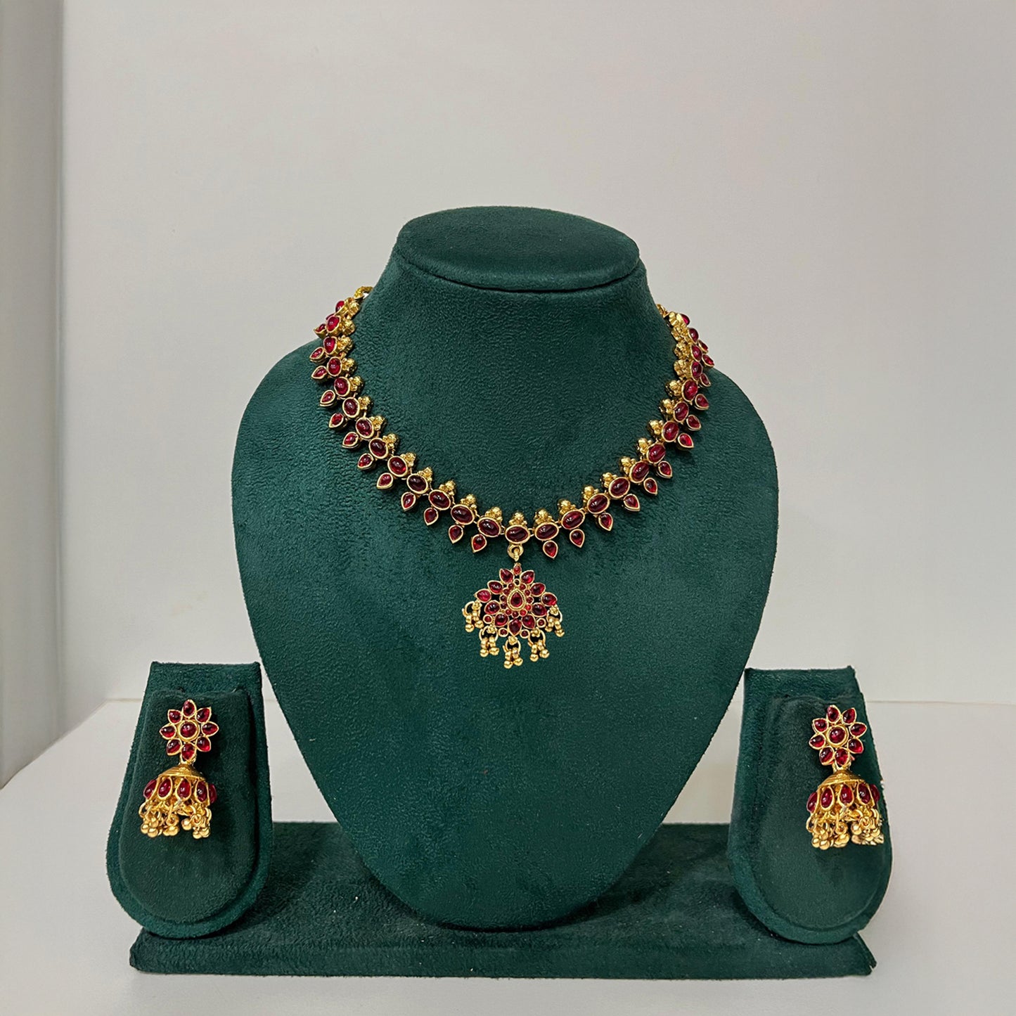 Tarini Ruby Necklace Set