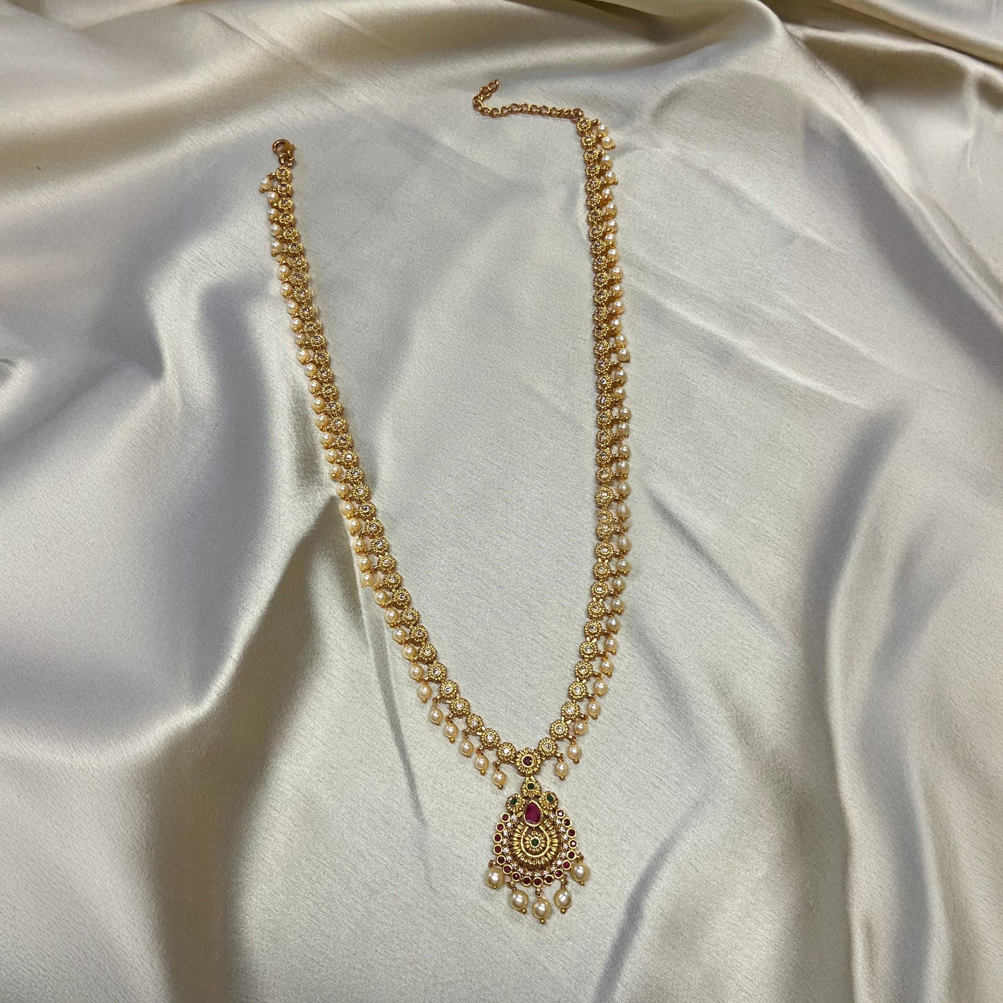 Vaidehi Gold Long Necklace Set