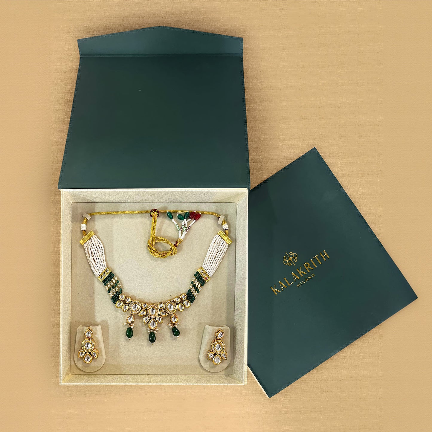 Harini Kundan Choker Necklace Set