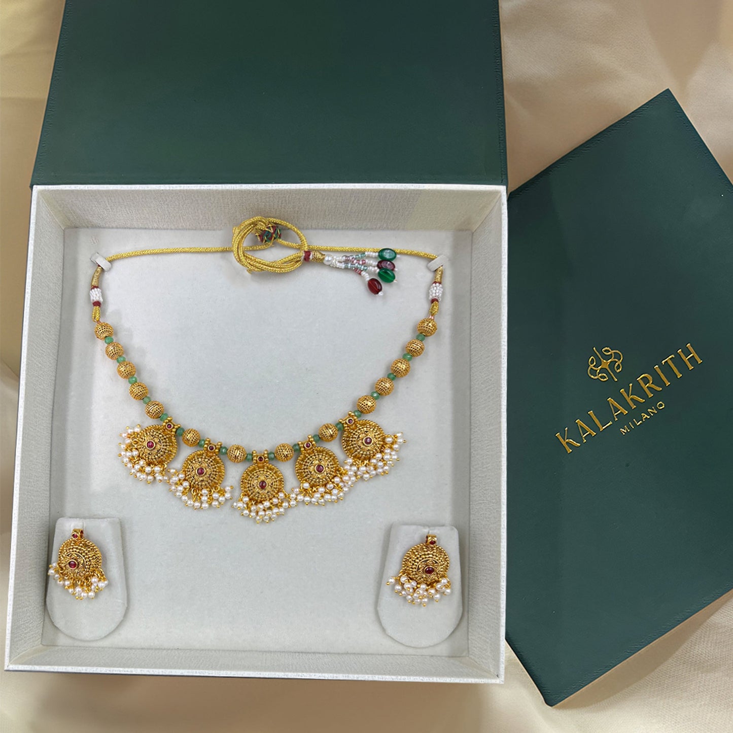 Mukta Antique Necklace Set