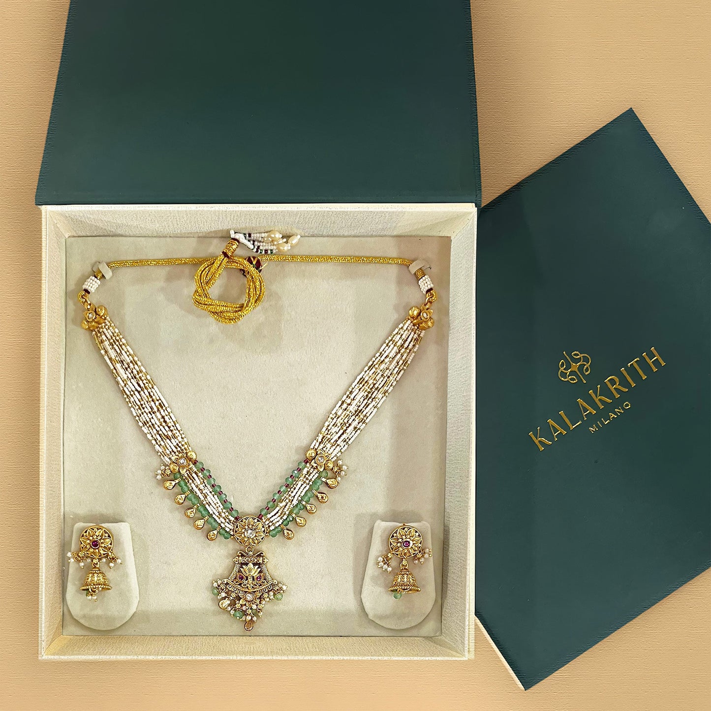 Rajvari Beaded Green Beaded Necklace