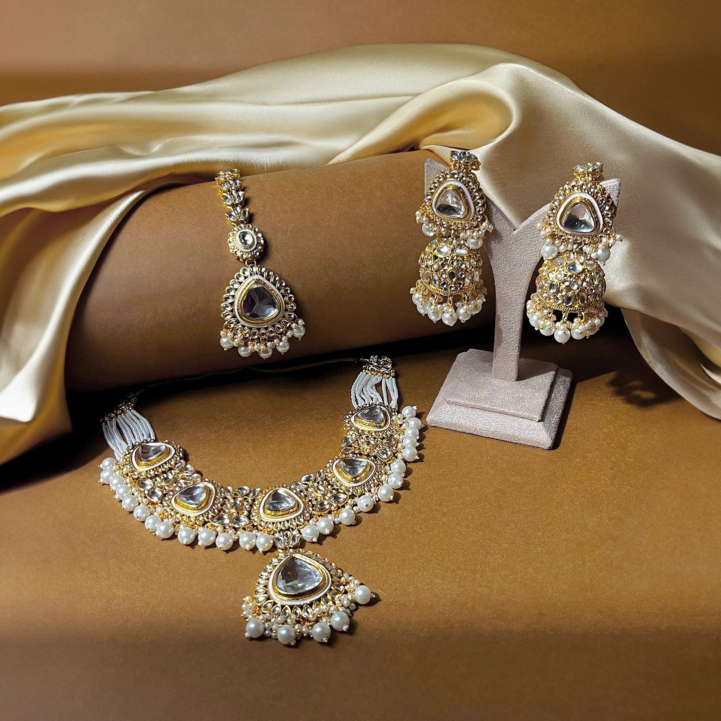 Advika Bridal Pearl Kundan Necklace Set