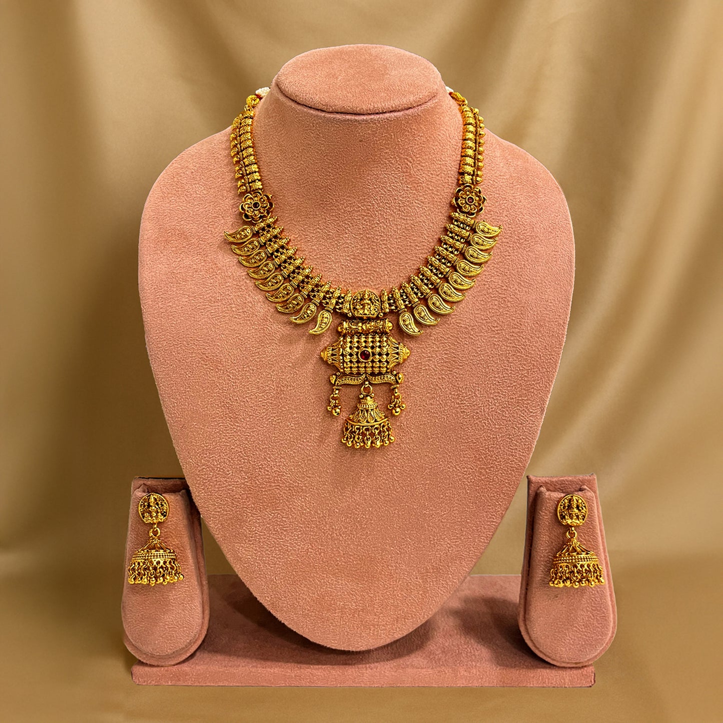 Padmapriya Gold temple Necklace Set