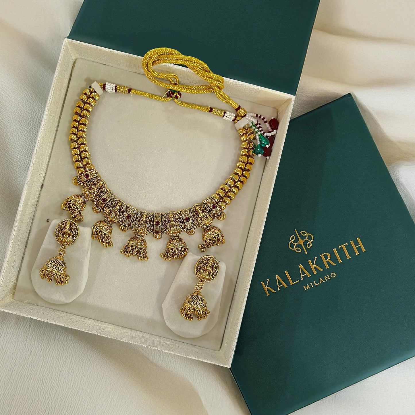 Amrita Gold Temple Necklace Set