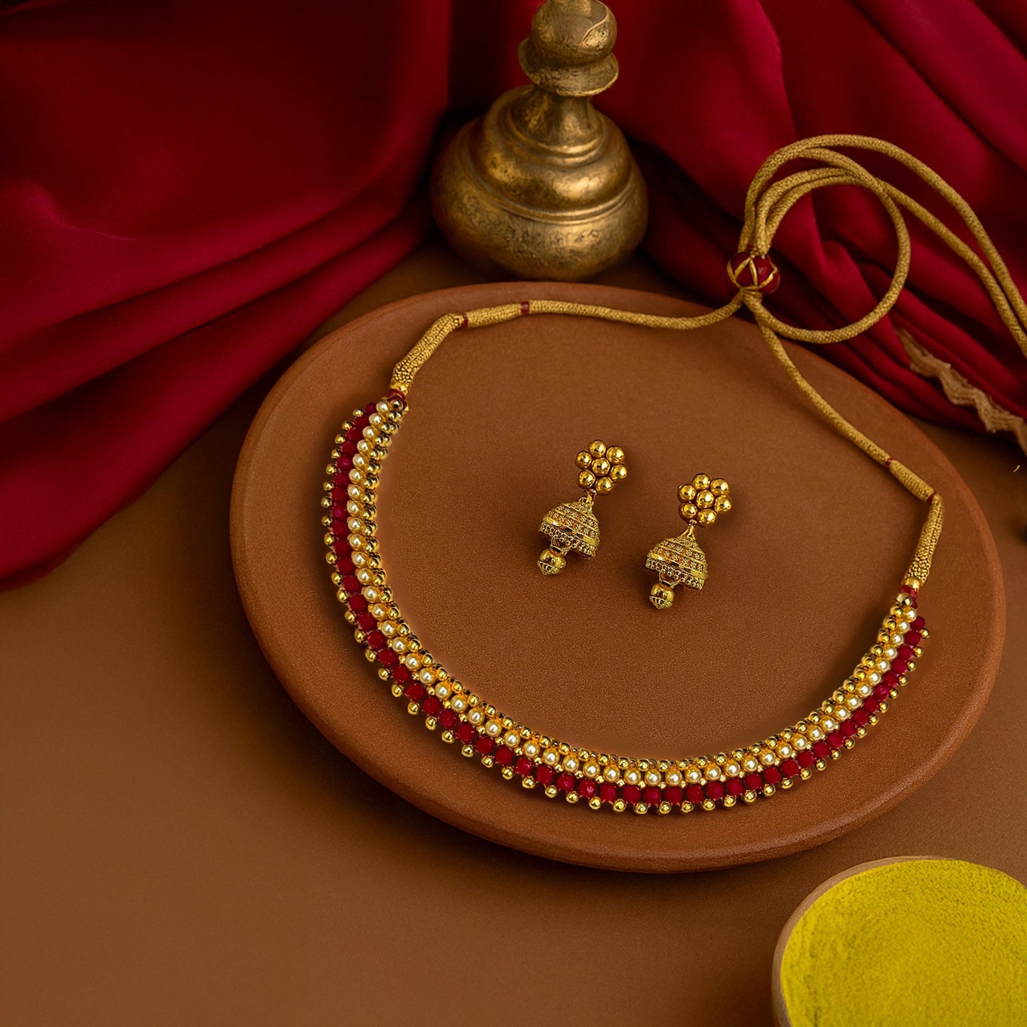 Amya Thushi Necklace Set