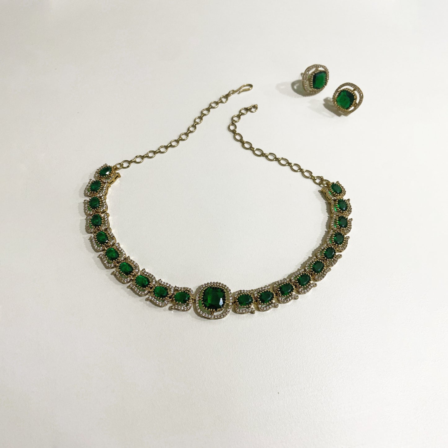 Anne Emerald Necklace Set