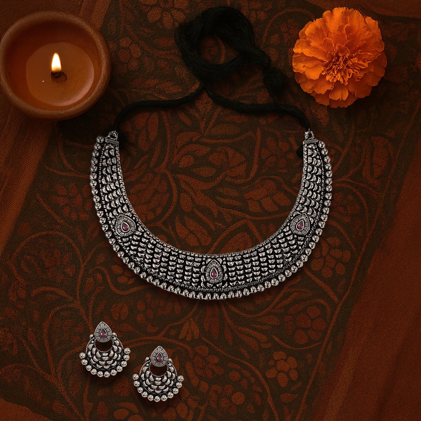 Tanvi Necklace Set