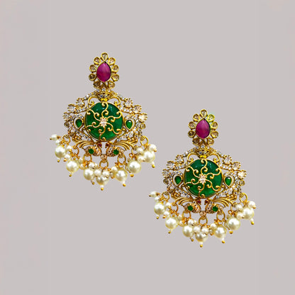 Emerald Rani Gold Earring