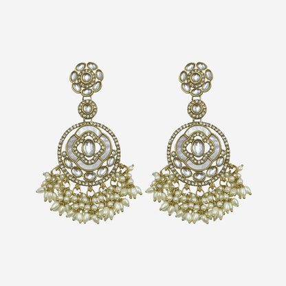 Flower Mother of Pearl Gold Earrings