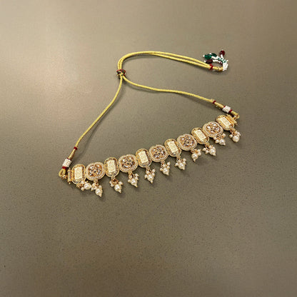Gold Meera Antique Choker Set