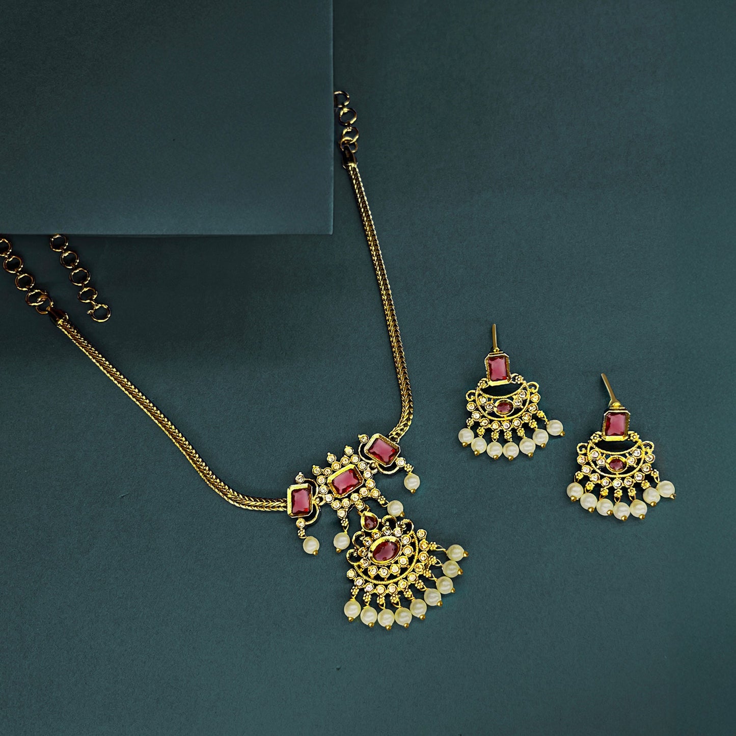 Rosalind Pendant Set