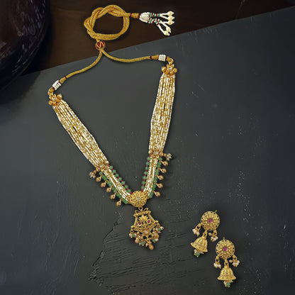 Rajvari Beaded Green Beaded Necklace