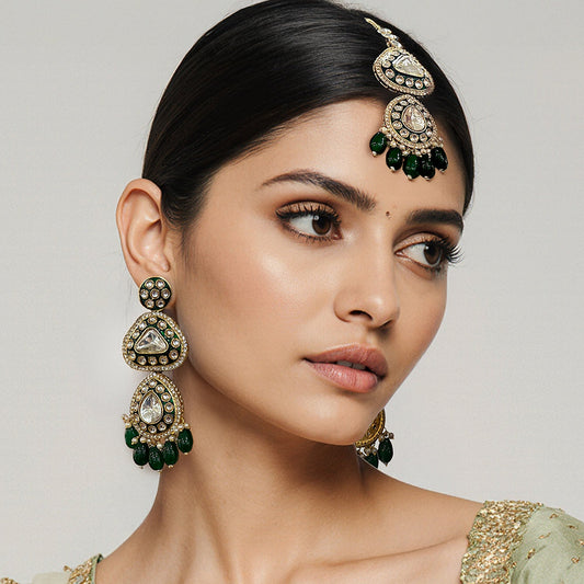 Kavya Earring Mangtika Set