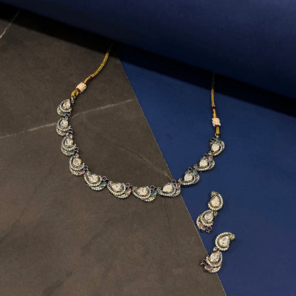 Pankhuri Necklace Set