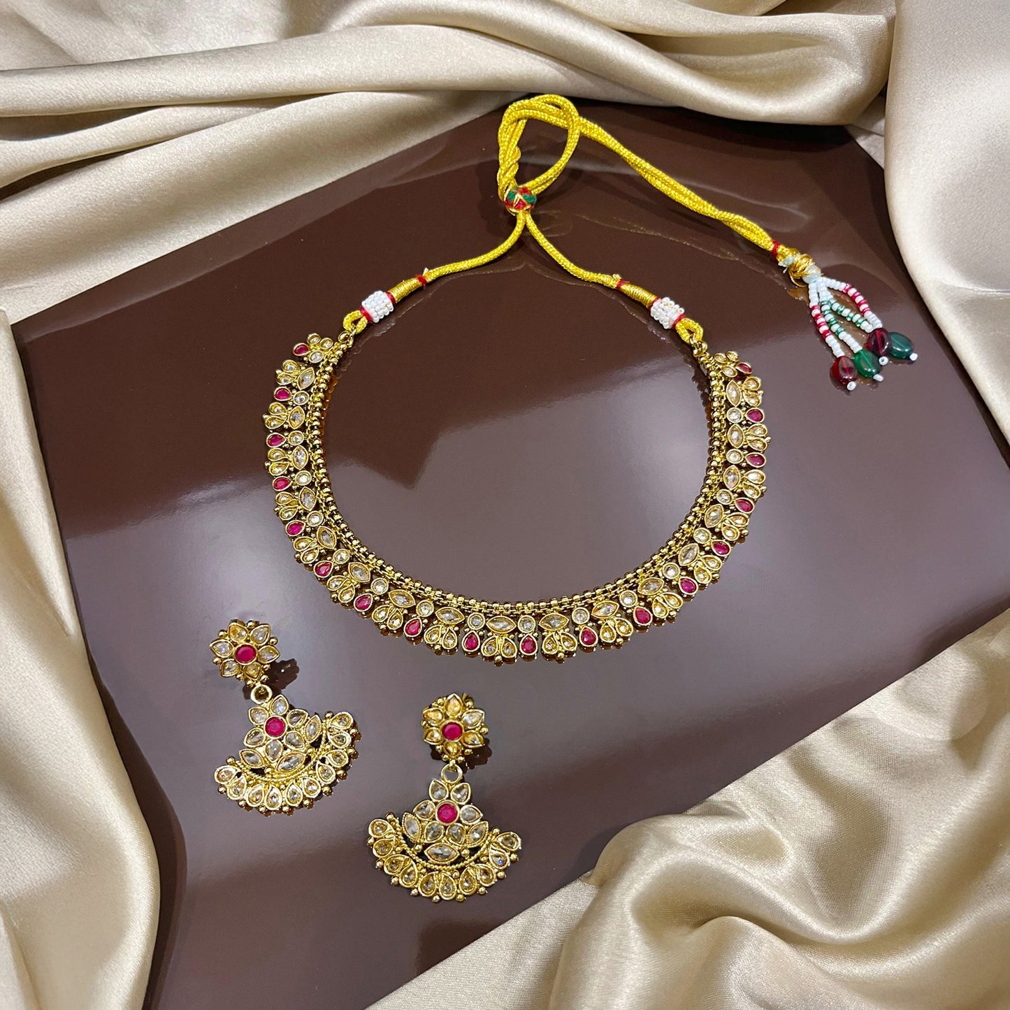 Roohi Necklace Set