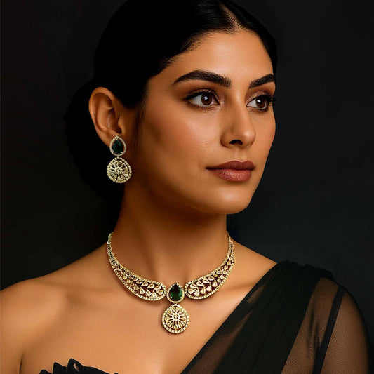 Zoya Emerald Necklace Set