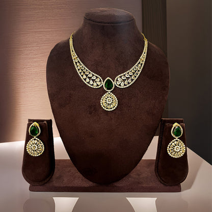 Zoya Emerald Necklace Set