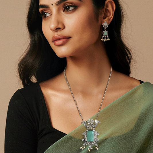 Kaashi Long Necklace Set