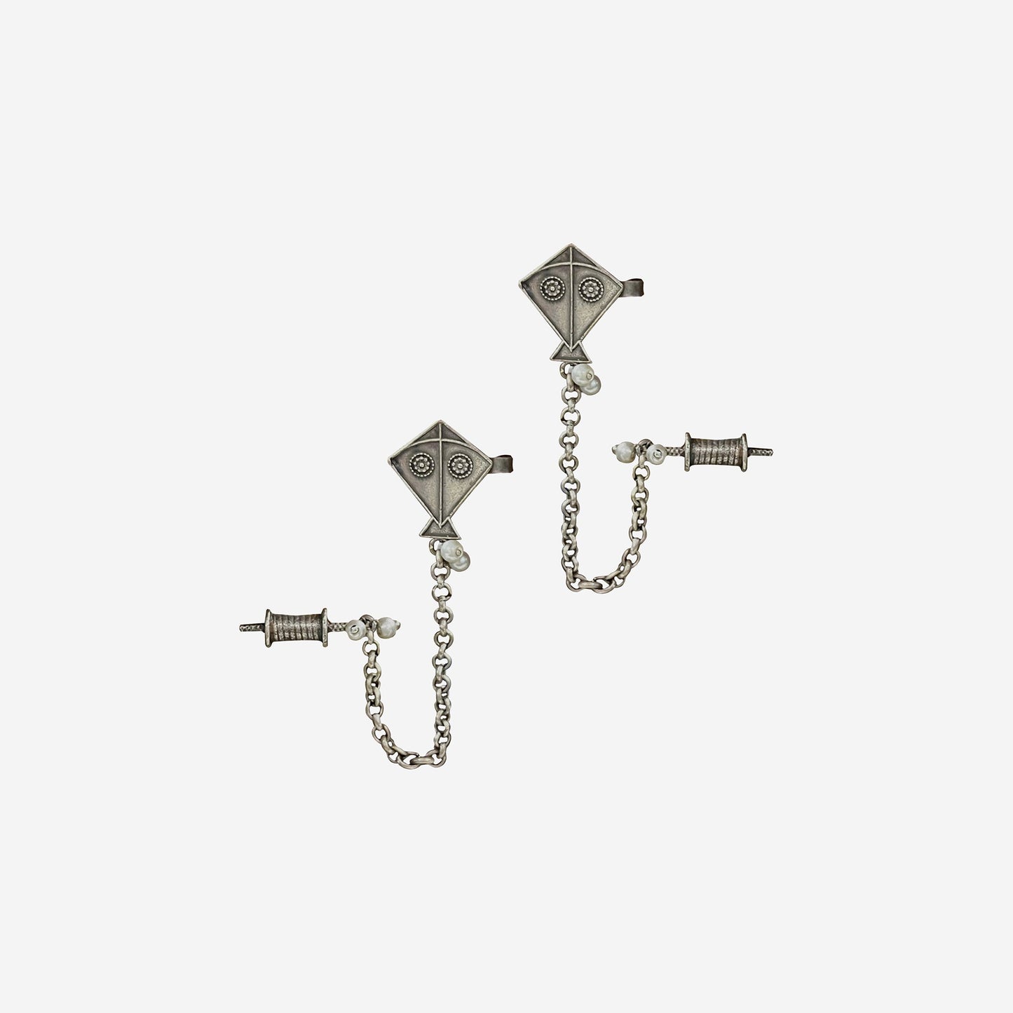 Patang Oxidised Silver Earcuff
