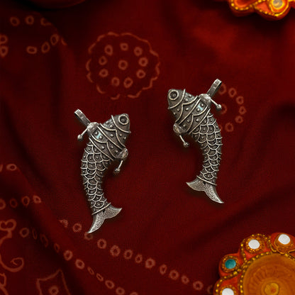 Matsya Oxidised Silver Earcuff