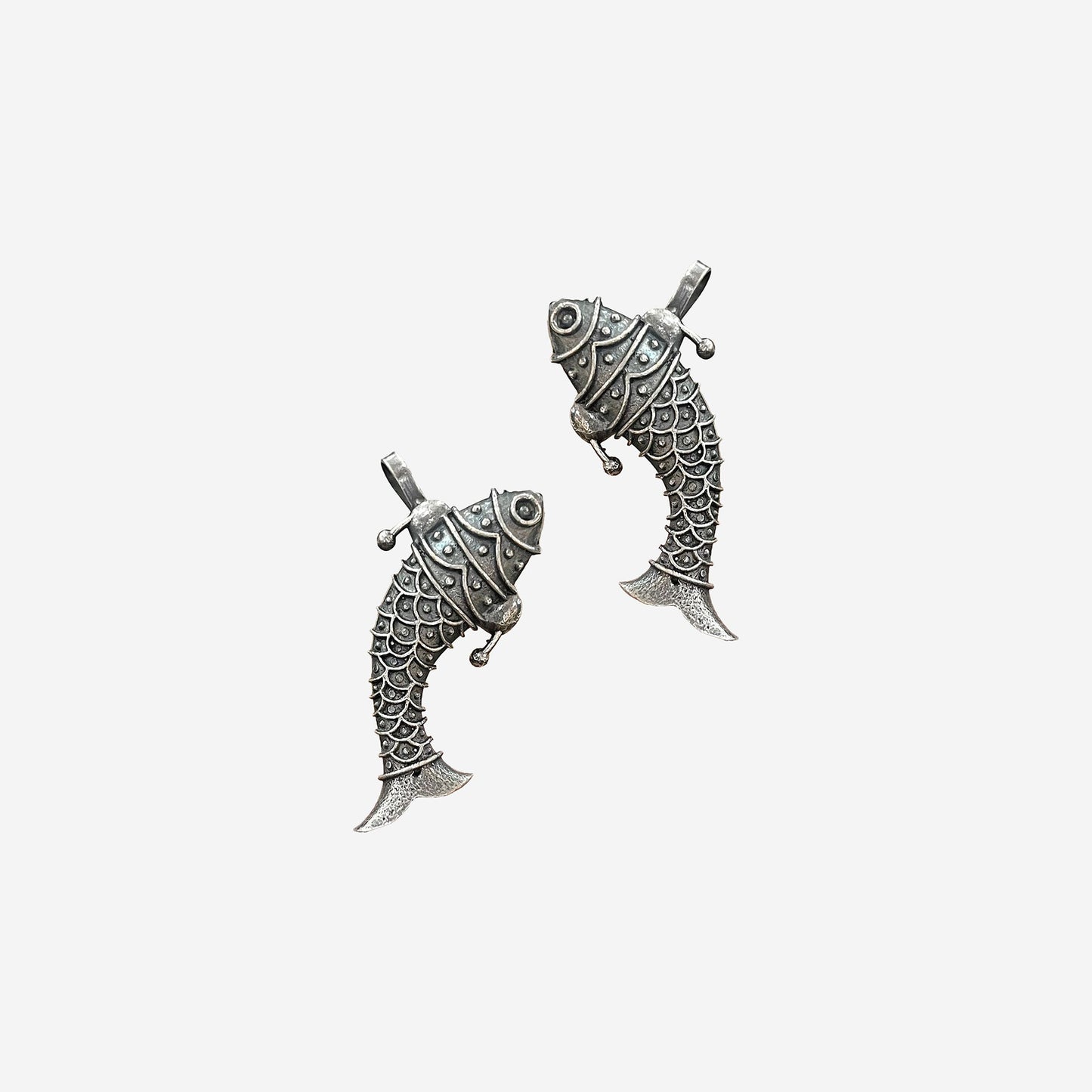 Matsya Oxidised Silver Earcuff