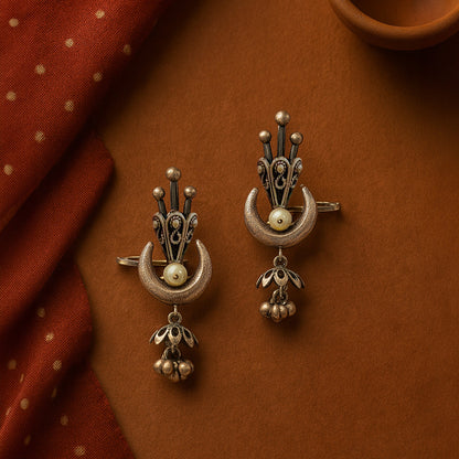 Chandra Oxidised Earcuff