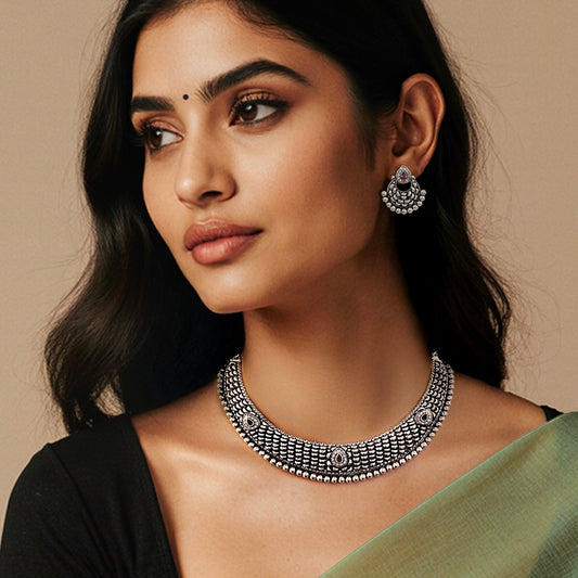 Tanvi Necklace Set