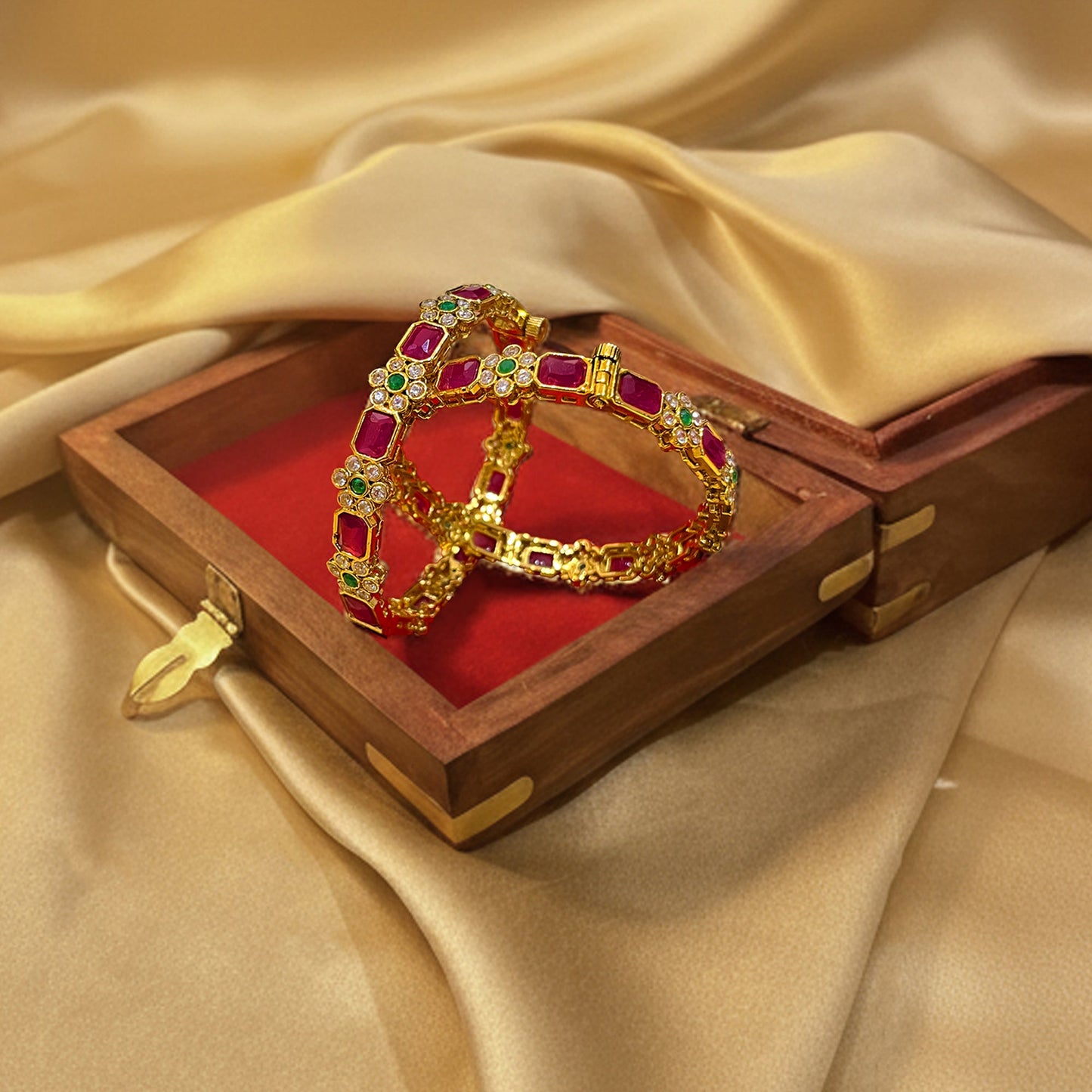 Kalakrith Milano Women Kaveri Bangles