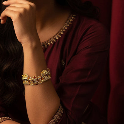 Kalakrith Milano Women Bhavya Bangles