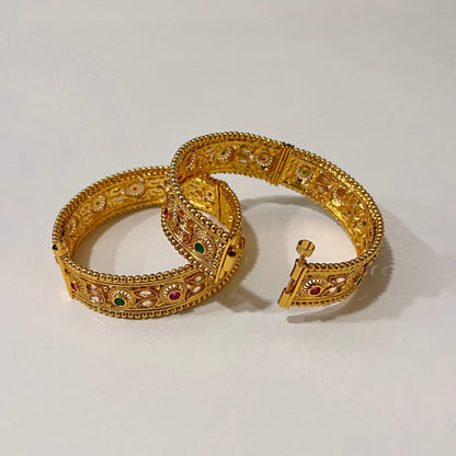 Kalakrith Milano Women Twisha Bangles