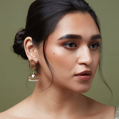 Gold Filligree Jhumka Earring
