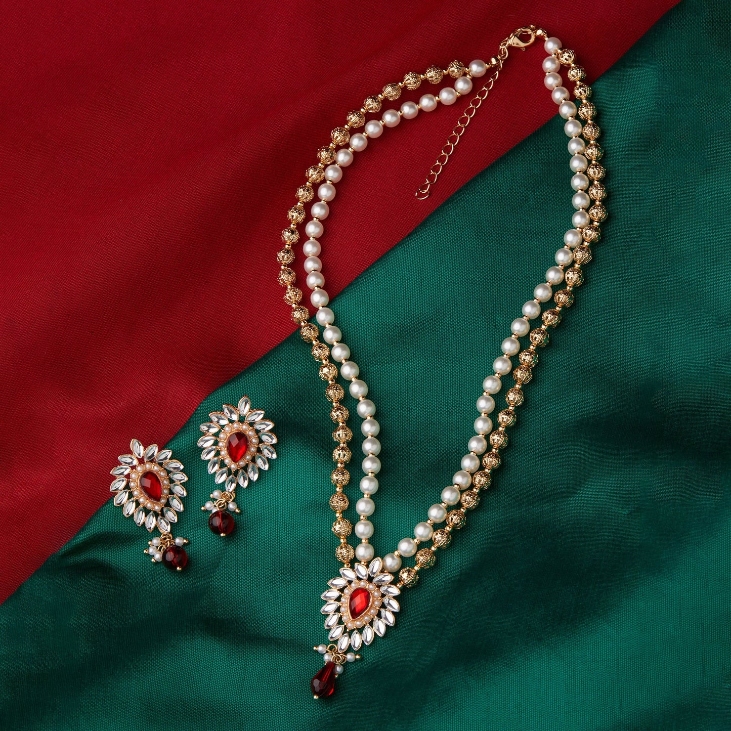 Red Kundan Jewelry Set