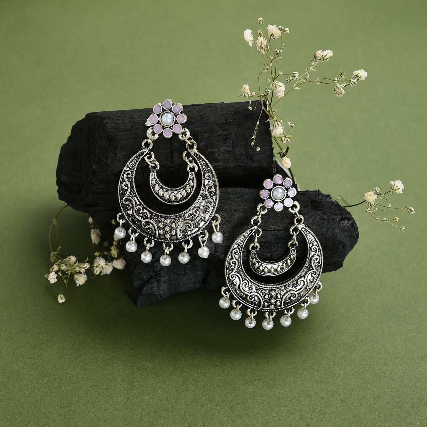 Silver Oxidized Chanbalis Earring