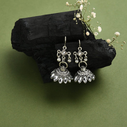 Silver Drop Pearl Earrings